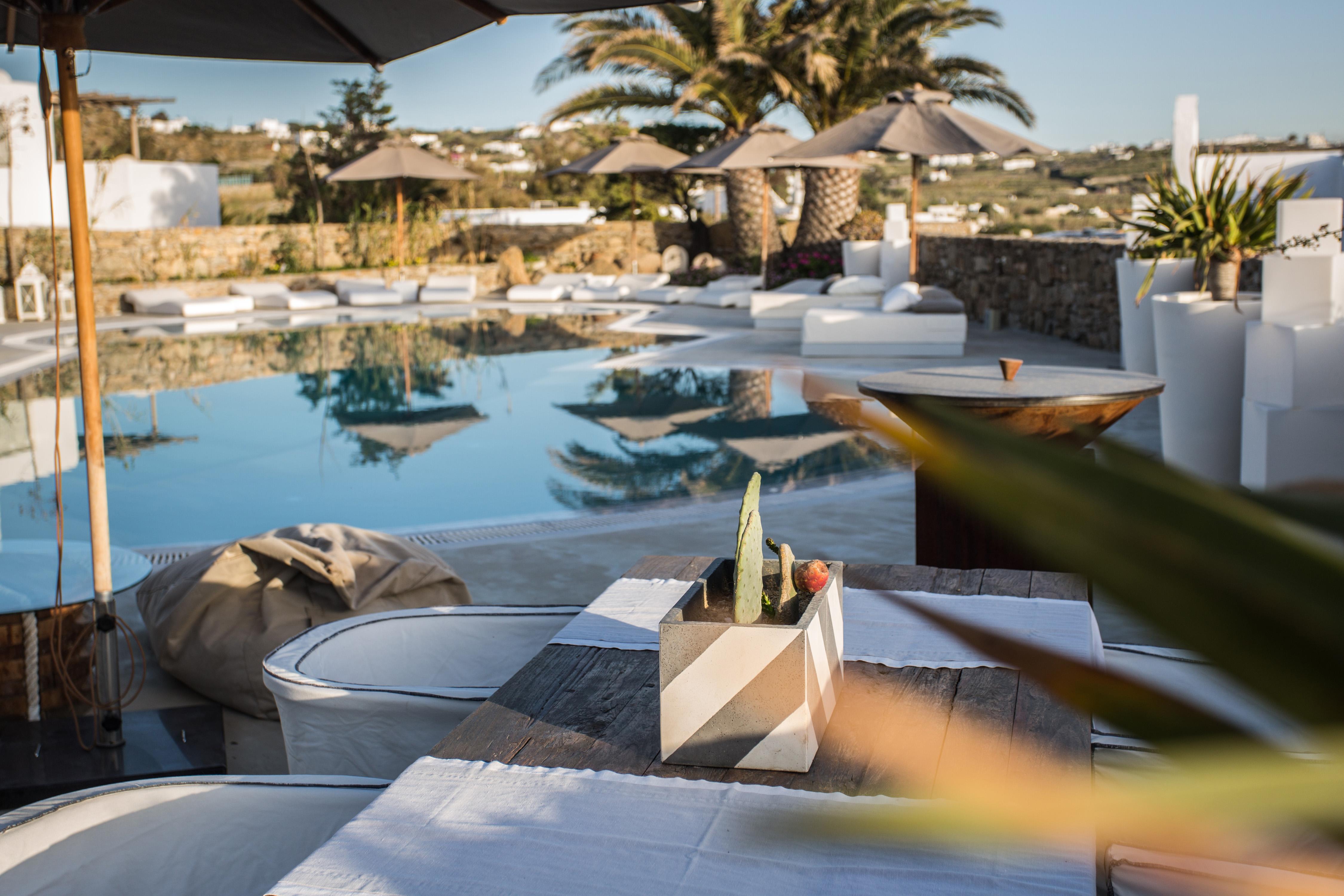 Ostraco Suites Mykonos Town Exterior photo