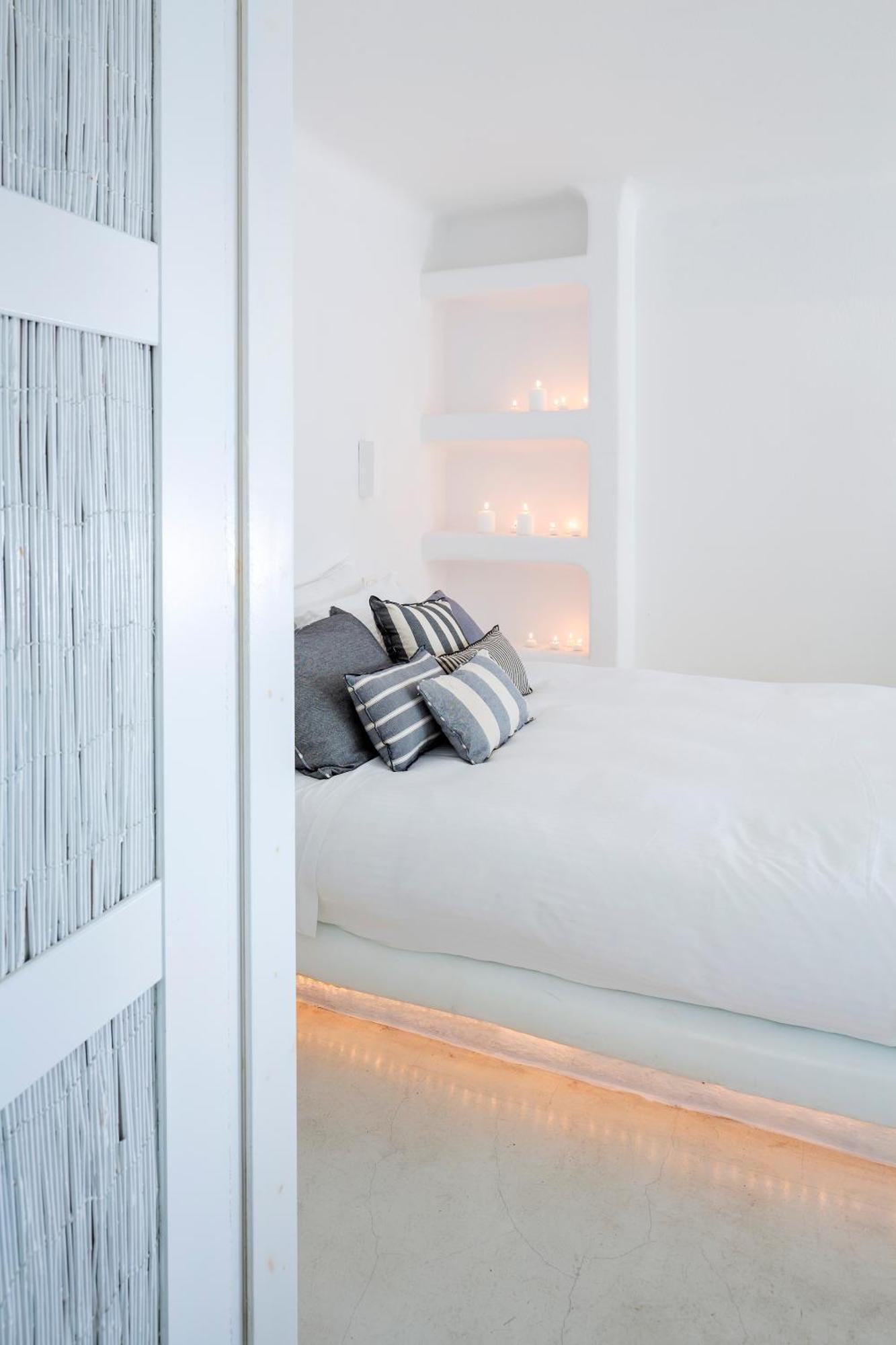 Ostraco Suites Mykonos Town Room photo