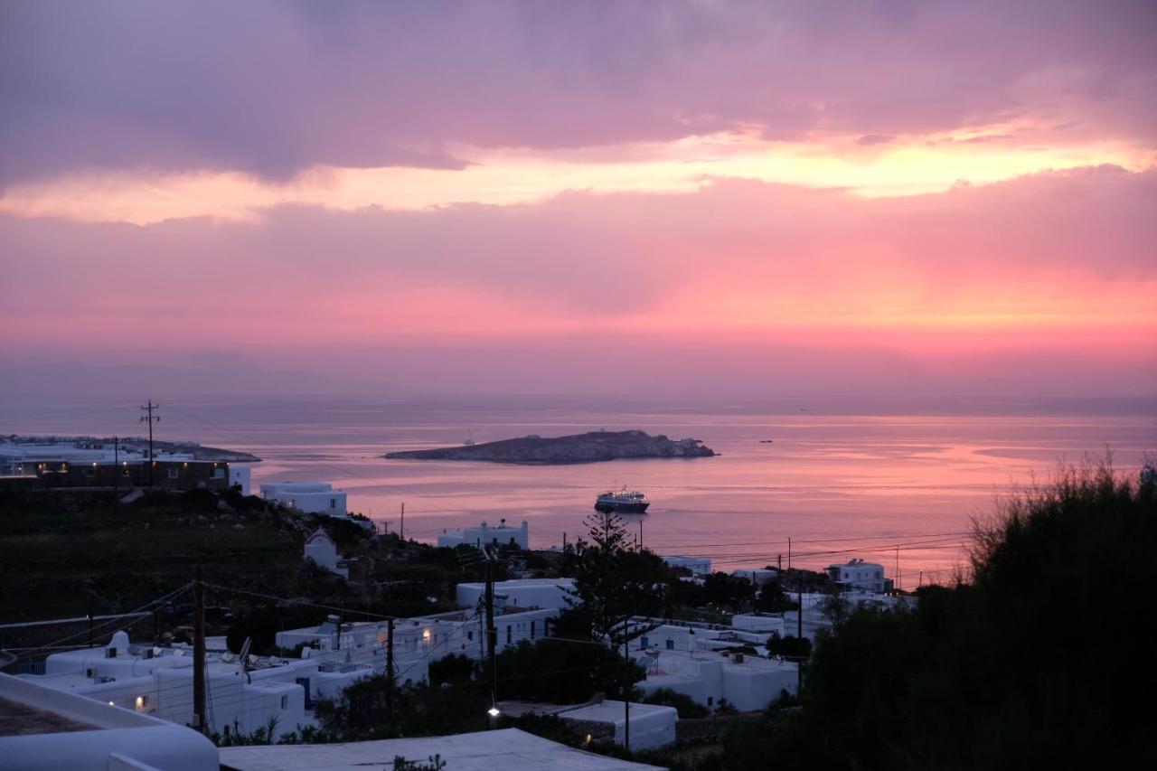 Ostraco Suites Mykonos Town Exterior photo